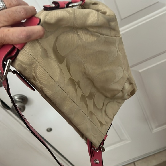 Coach convertible strap east west , pink leather trim, signature canvas bag GUC - Picture 6 of 10